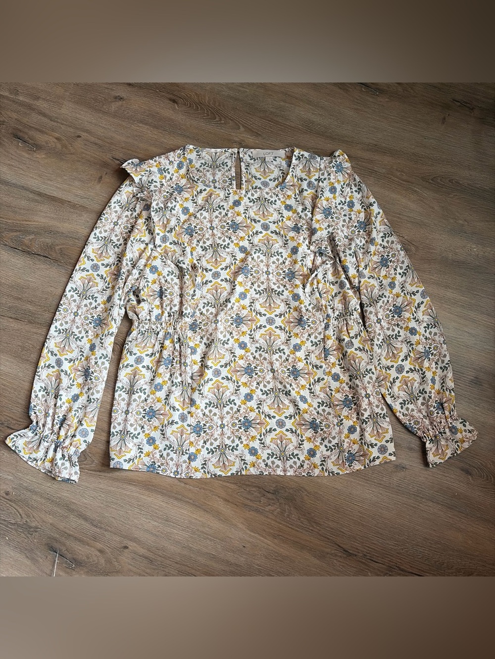 LOFT women’s blouse